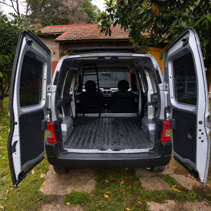 PEUGEOT PARTNER 1.6 HDI CONFORT PLC AB L/10 FURGON - AÑO 2.013