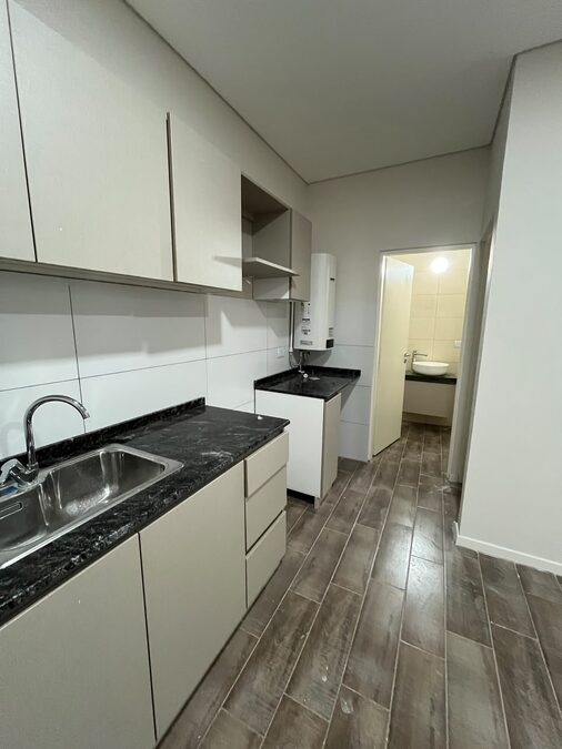 ALQUILO DPTO 1 DORM A ESTRENAR EN PB CON PATIO CITY GARDEN II