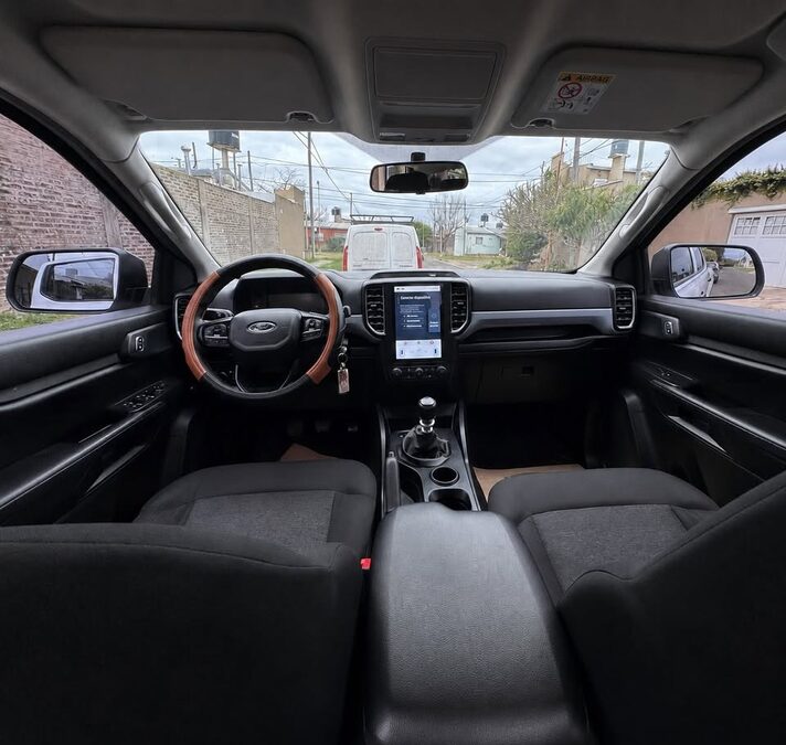 FORD RANGER 2.0 TD DC 4X2 XL 6MT - AÑO 2.024