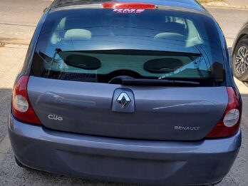 RENAULT CLIO 1.2 3P PACK PLUS -  AÑO 2.011