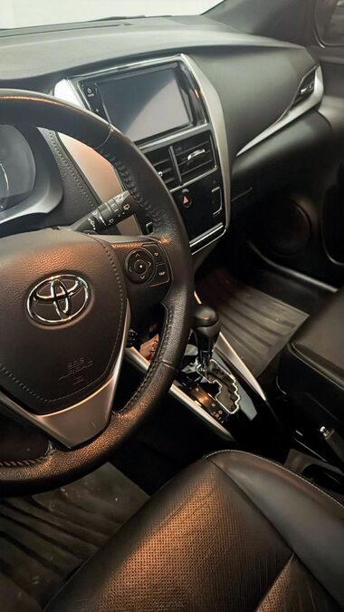 TOYOTA YARIS 1.5 XLS PACK CVT  AÑO 2.021