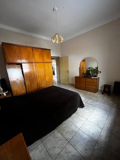 Excelente casa en venta calle Jujuy al 500