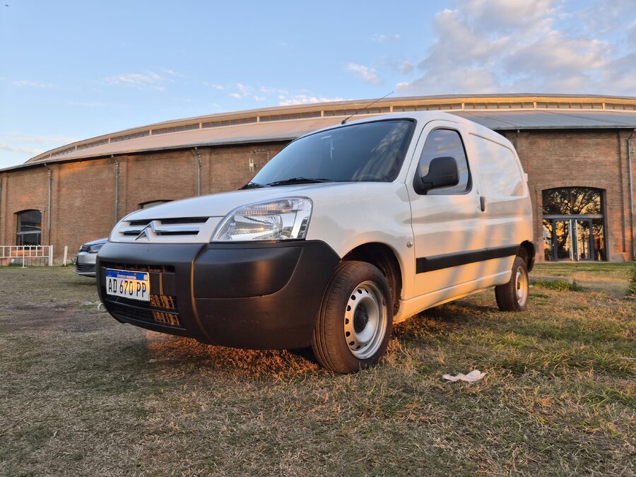 BERLINGO FURGON 2019 55MIL KMS IMPECABLE