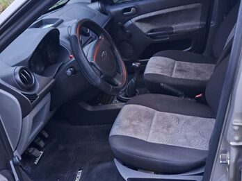 Venfo Ford Fiesta MAX 2008