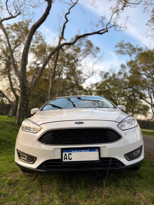FORD FOCUS 5P 1.6