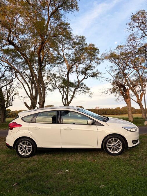 FORD FOCUS 5P 1.6