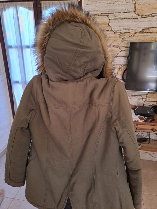 PARKA TALLE M $15000