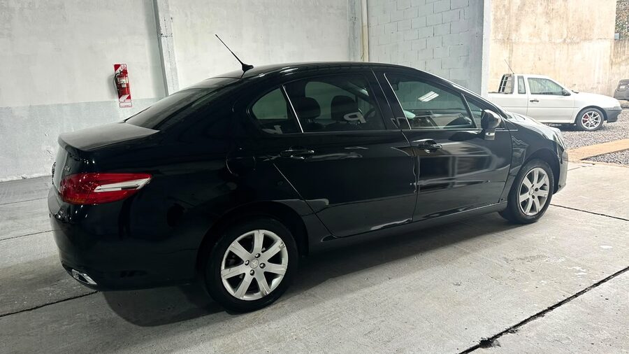 408 HDI CON NAVEGADOR!!! POSIBILIDAD CUOTA