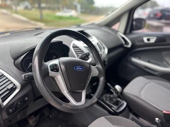FORD ECO SPORT 1.6 FREESTYLE. Recibo vehículos de menor y mayor valor.
