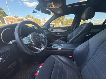 MERCEDES BENZ GLC 300 COUPE. Recibo vehículos.