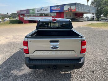 FORD MAVERICK LARIAT HIBRIDA 4X2 AT- LARIAT 4X4 AT - XLT 4X2.
