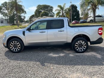 FORD MAVERICK LARIAT HIBRIDA 4X2 AT- LARIAT 4X4 AT - XLT 4X2.