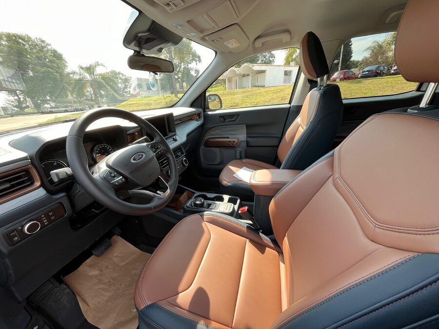 FORD MAVERICK LARIAT HIBRIDA 4X2 AT- LARIAT 4X4 AT - XLT 4X2.