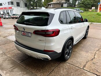 BMW X 5 40I XDRIVE M SPORT. Recibo vehículos.