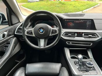BMW X 5 40I XDRIVE M SPORT. Recibo vehículos.