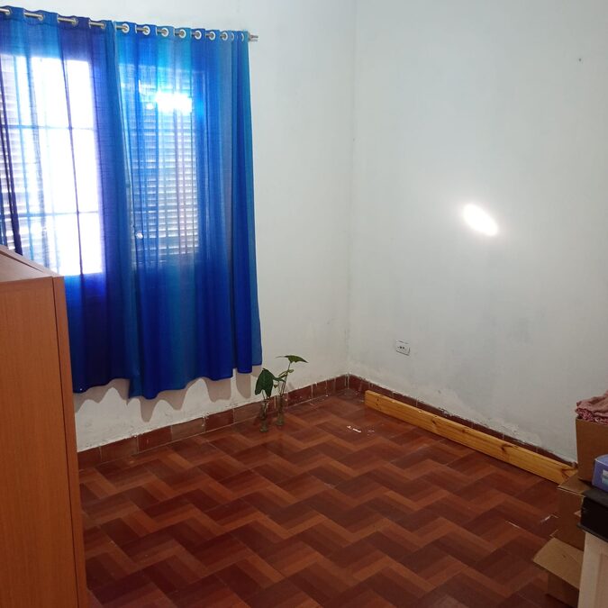 VENDO CASA CALLE PROVINCIAS UNIDAS