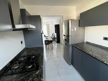 TRÍPLEX EN VENTA CON VISTA AL RÍO - ZONA THOMPSON