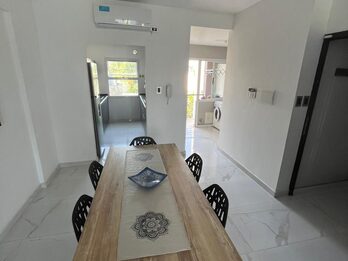 TRÍPLEX EN VENTA CON VISTA AL RÍO - ZONA THOMPSON