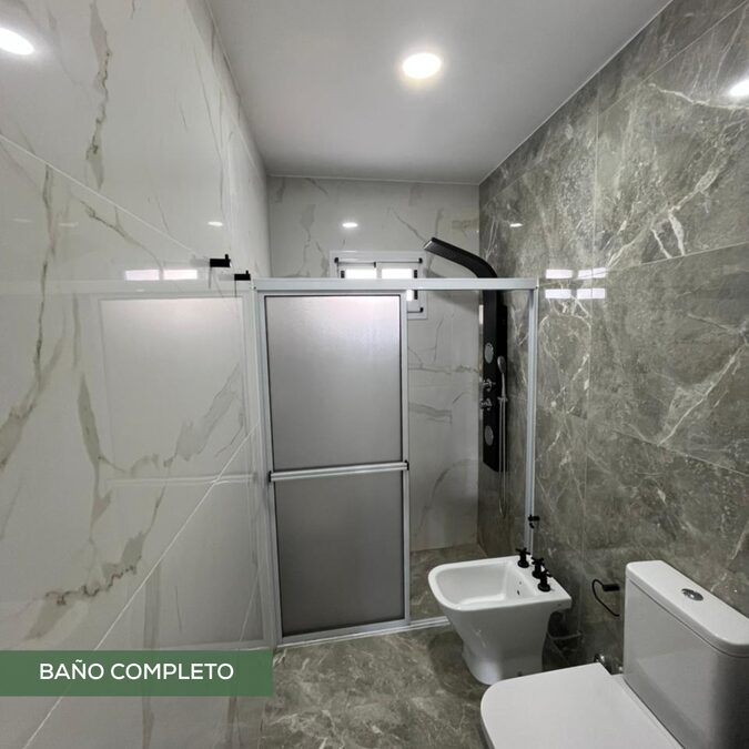 TRÍPLEX EN VENTA CON VISTA AL RÍO - ZONA THOMPSON