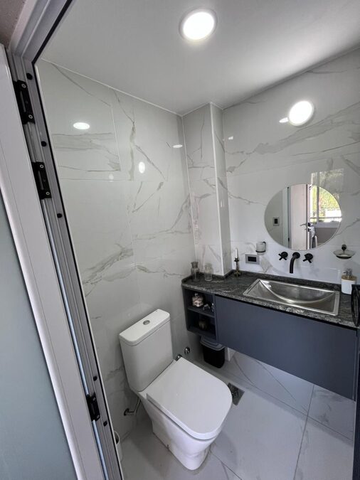 TRÍPLEX EN VENTA CON VISTA AL RÍO - ZONA THOMPSON