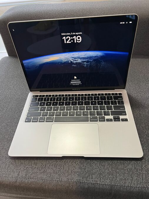 MACBOOK AIR M1 Como Nueva