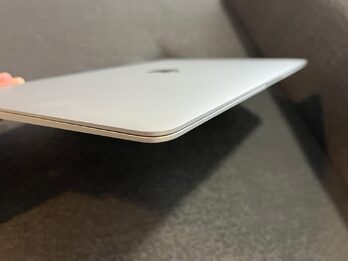 MACBOOK AIR M1 Como Nueva