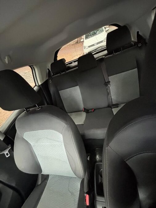 PEUGEOT 208 1.5 ALLURE TOUCHSCREEN - AÑO 2.015