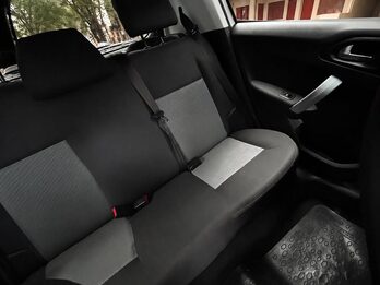 PEUGEOT 208 1.5 ALLURE TOUCHSCREEN - AÑO 2.015