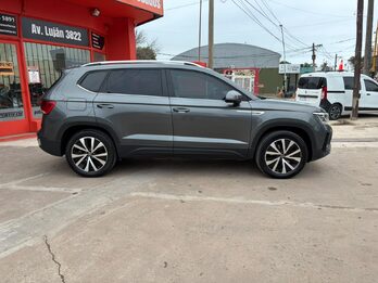 TAOS 1.4TSI Highline Tiptronic-2022
