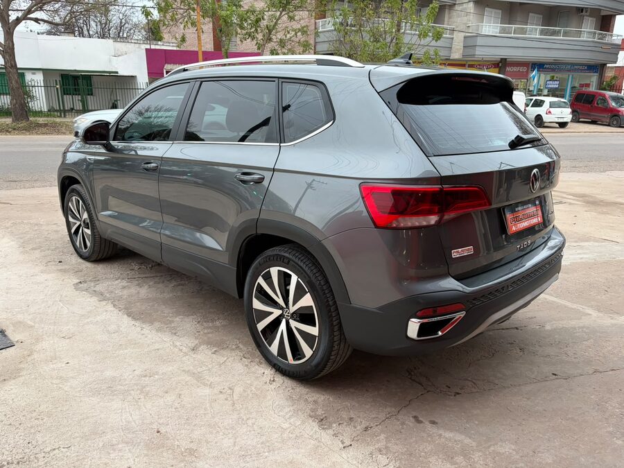 TAOS 1.4TSI Highline Tiptronic-2022