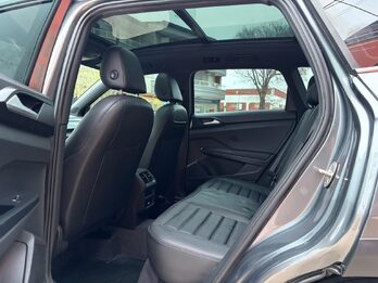 TAOS 1.4TSI Highline Tiptronic-2022