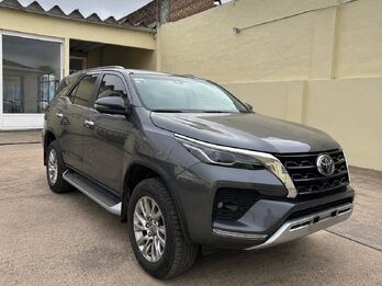 TOYOTA SW4 2.8 TDI 4X4 SRX  L/21 MANUAL 7AS - AÑO 2.021