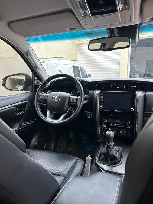 TOYOTA SW4 2.8 TDI 4X4 SRX  L/21 MANUAL 7AS - AÑO 2.021