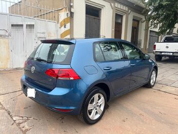VOLKSWAGEN GOLF 1,6L TRENDLINE 2015