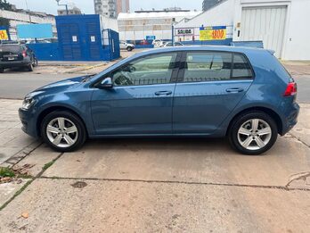 VOLKSWAGEN GOLF 1,6L TRENDLINE 2015