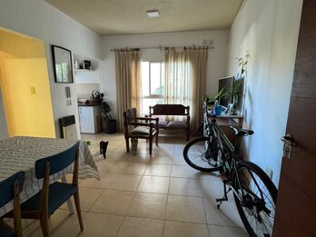 VENDEMOS: San Lorenzo 212 Dpto 1 dormitorio con balcon.