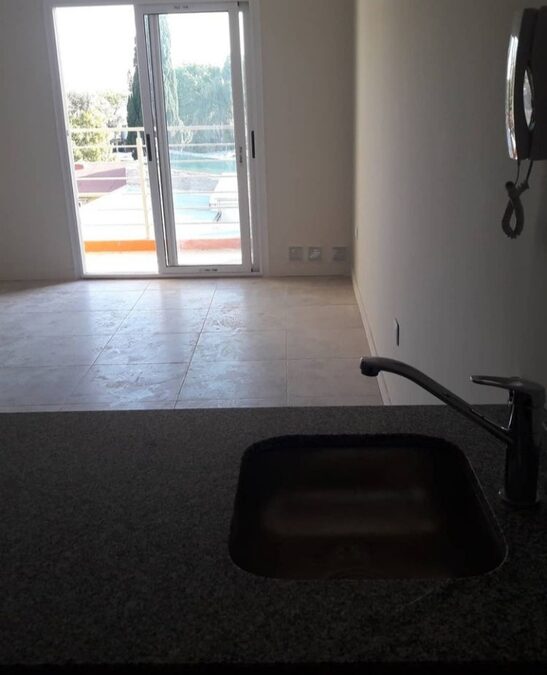 ALQUILO DPTO 1 DORMITORIO ZONA PLAZA SÁEZ PEÑA