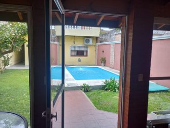 Chalet de 4 ambientes c/ cochera en San Martin