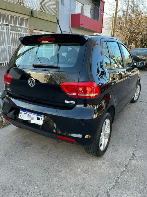 VOLKSWAGEN FOX