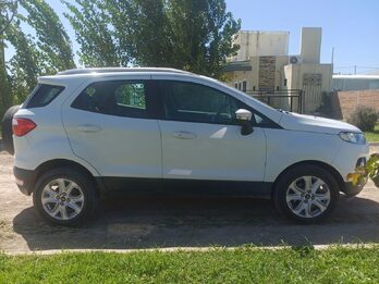 Ford Ecosport Titanium