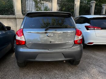 TOYOTA ETIOS 1.5 XLS 5P M/T - AÑO 2.014
