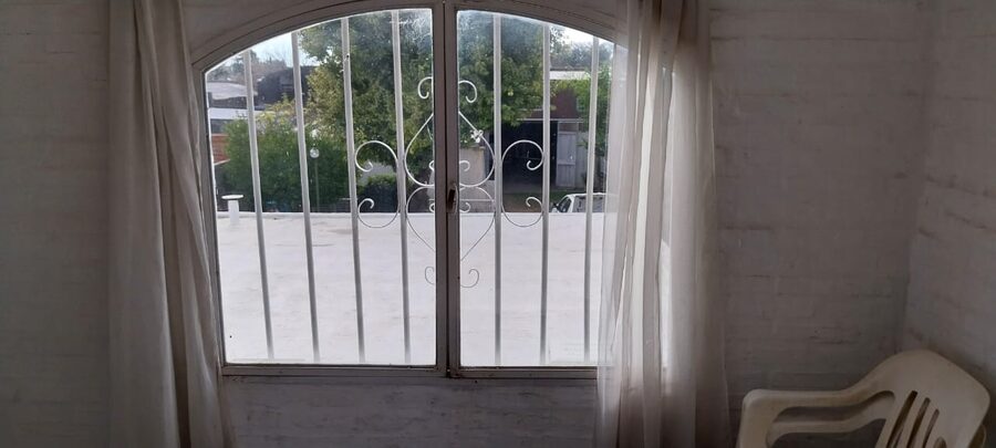 VENDO DEPARTAMENTO PLANTA ALTA MUY LINDA ZONA ,TRANQUILA Y COMERCIAL