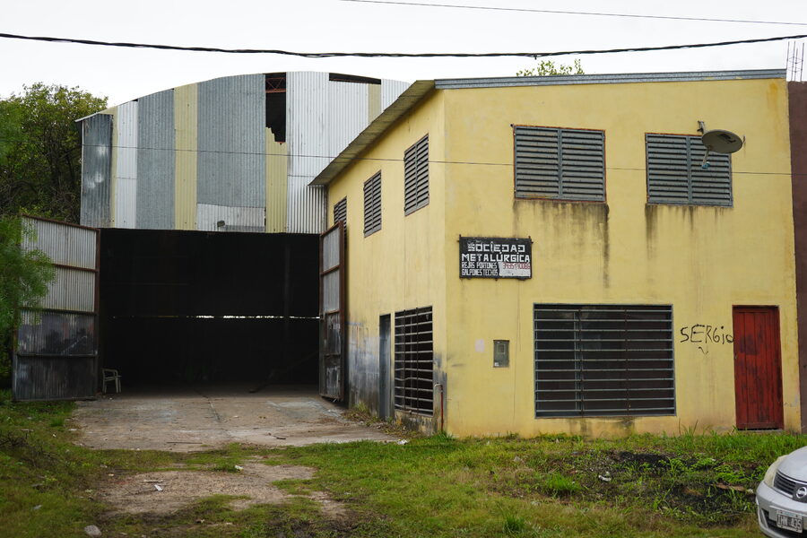 Galpon zona Base Aerea