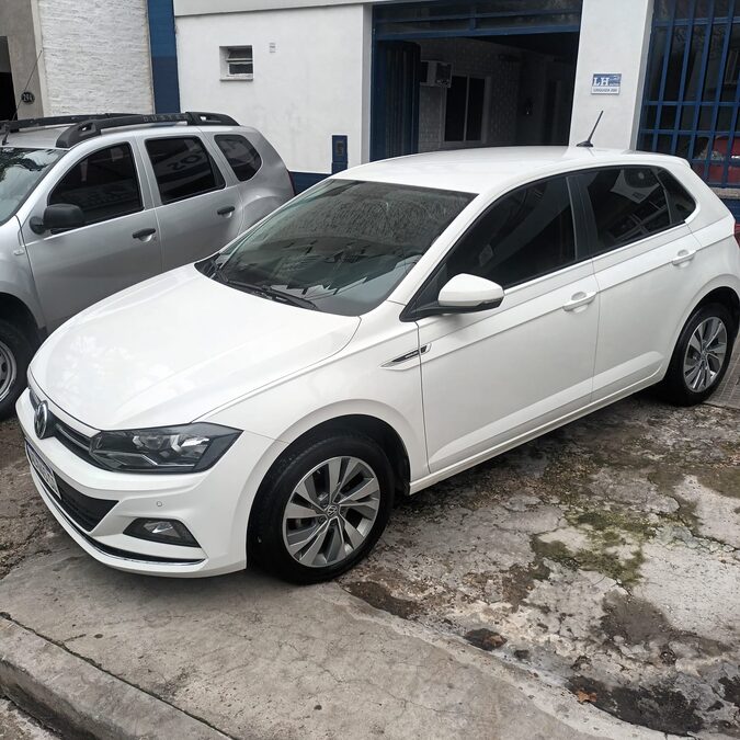 VOLKSWAGEN POLO HIGHLINE  2018