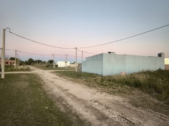 Lote en loteo Cardales de Colonia Ensayo frente a reserva