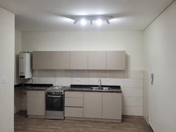 "DUEÑO DIRECTO"  ALQUILA Departamento de 1 dormitorio (a estrenar)  calle 25 de mayo 571