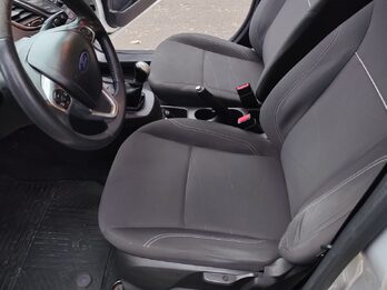 FORD FIESTA KINETIC