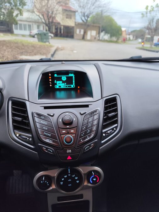 FORD FIESTA KINETIC
