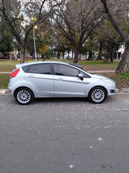 FORD FIESTA KINETIC