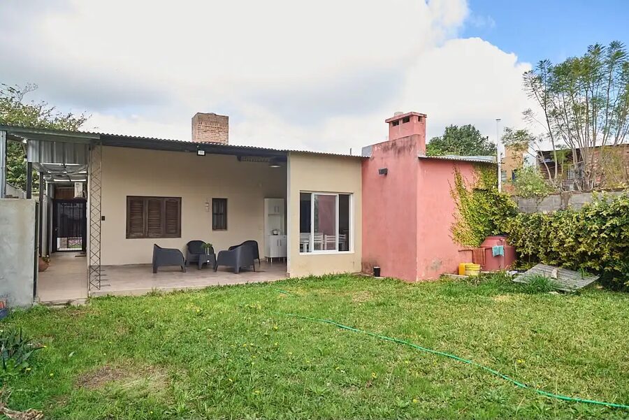 CASA ALMIRANTE BROWN